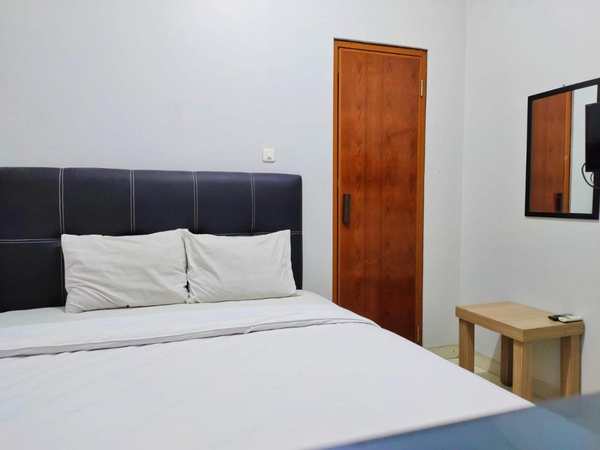 Hotel Syariah Tremigo Guesthouse Cirebon Exterior foto
