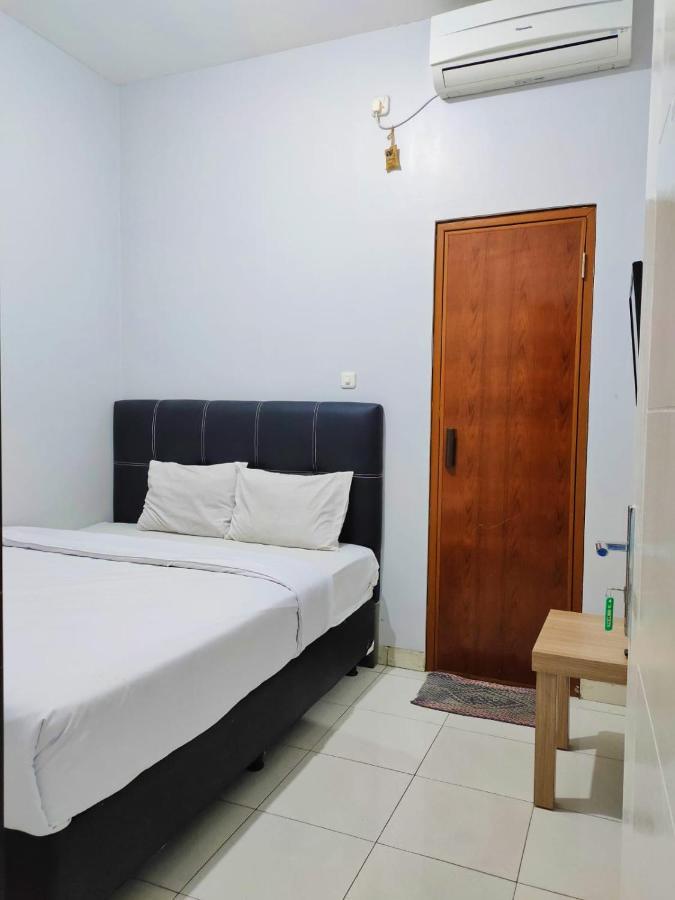 Hotel Syariah Tremigo Guesthouse Cirebon Exterior foto