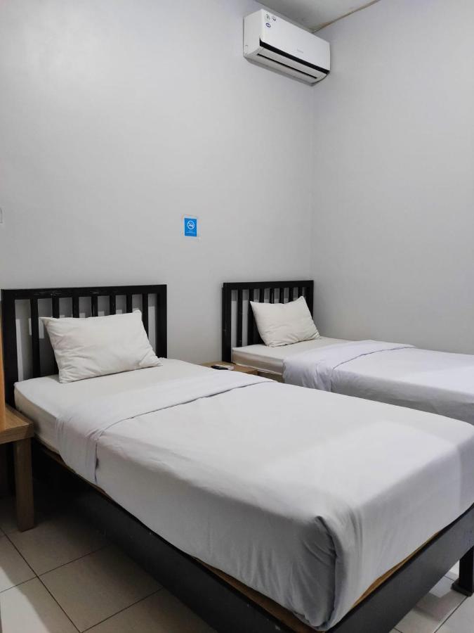 Hotel Syariah Tremigo Guesthouse Cirebon Exterior foto