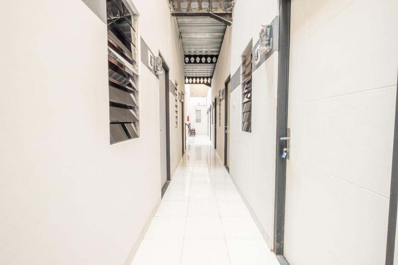 Hotel Syariah Tremigo Guesthouse Cirebon Exterior foto